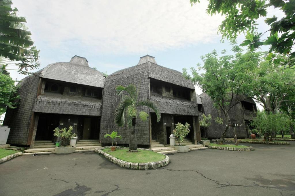 Hotel Putri Duyung Ancol Giacarta Esterno foto