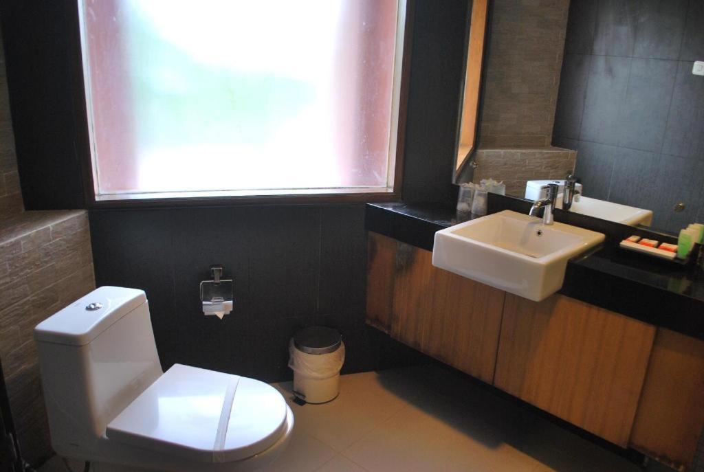 Hotel Putri Duyung Ancol Giacarta Esterno foto