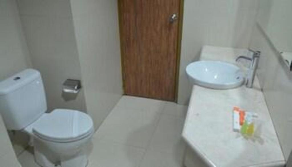 Hotel Putri Duyung Ancol Giacarta Esterno foto