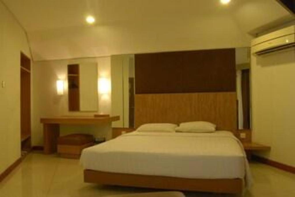 Hotel Putri Duyung Ancol Giacarta Esterno foto